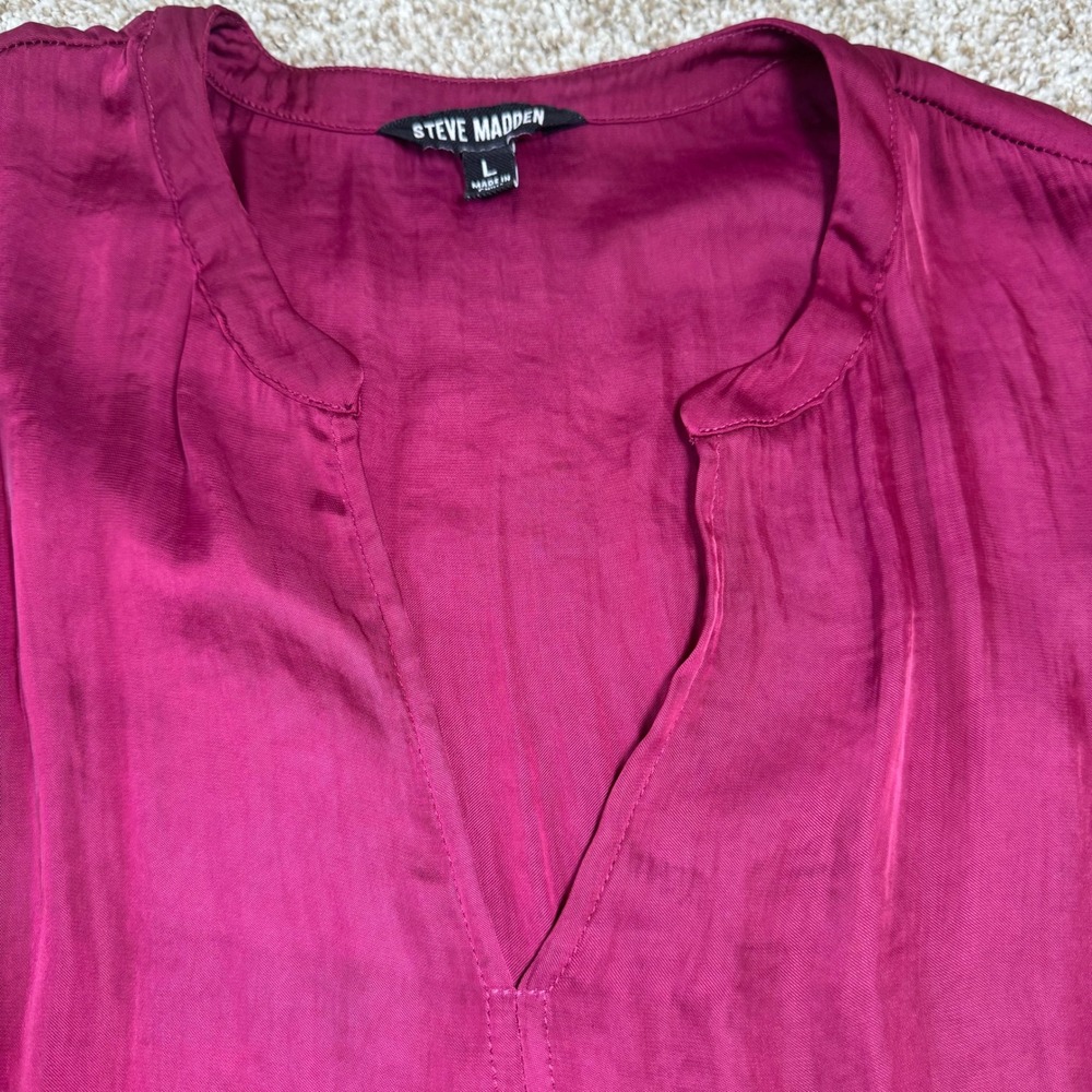 Steve Madden Magenta Pleated Ruffle Cap Sleeve V-Neck Dress Large Fuchsia Satin